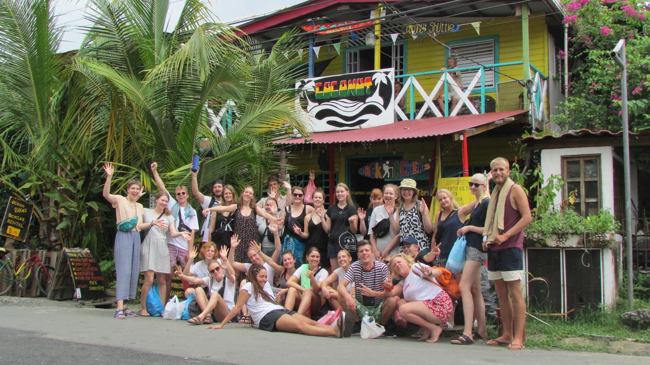 Coconut Hostel Bocas Town Exteriör bild
